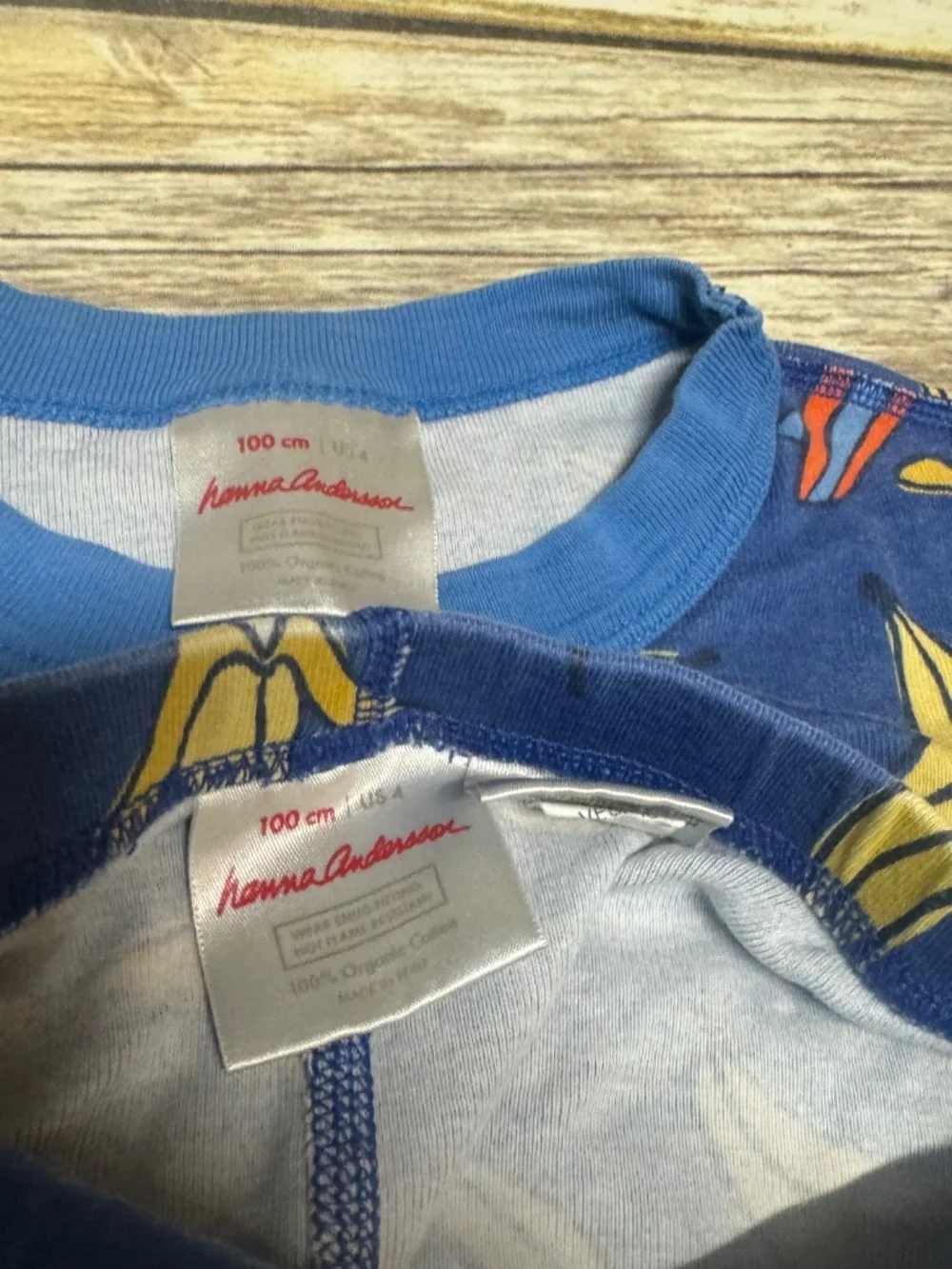 Hanna Andersson sz 100 short pajamas - Surfing Bananas (blue)